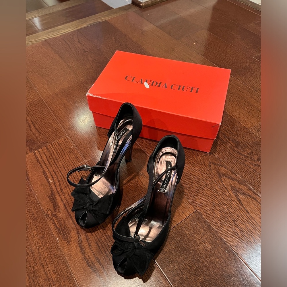 Vintage Claudia Cuiti Black Peep-Toe Heels with Bow - Made in Italy - Picture 10 of 12